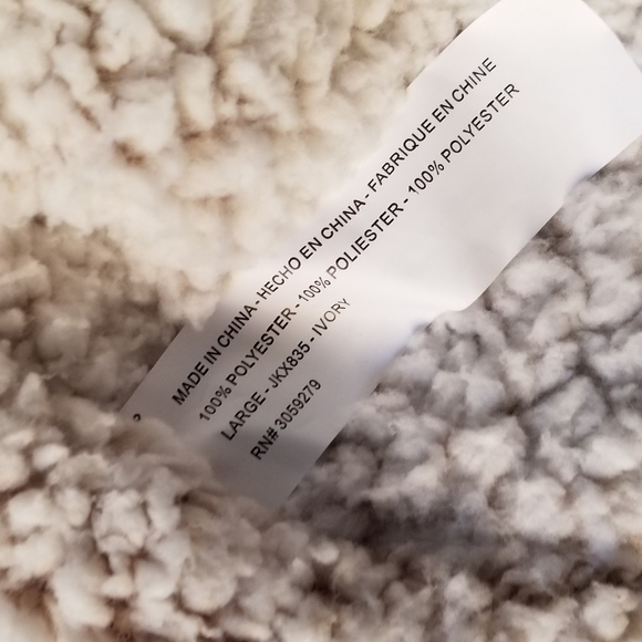 Thread & Supply Arctic Fleece Sherpa Winter Vest - Picture 13 of 15